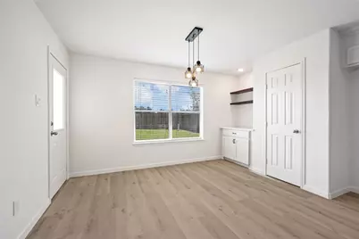 22511 Sweetglen Court, Spring, TX 77373 - Photo 10