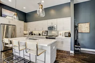 1004 California St, Houston, TX 77006 - Photo 8