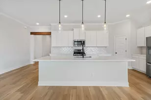 2912 CAPTAIN CT, Bryan, TX 77808 - Photo 14