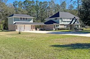 518 Magnolia Bend, New Caney, TX 77357 - Photo 4