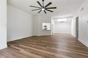 7315 Puerta Vallarta Dr, Houston, TX 77083 - Photo 4