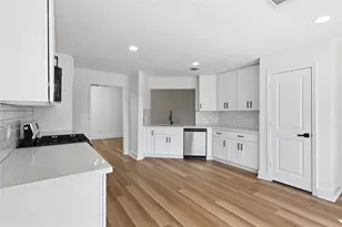 7315 Puerta Vallarta Dr, Houston, TX 77083 - Photo 8