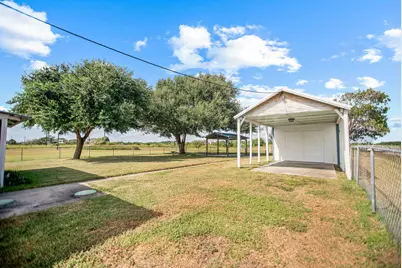 124 Hopper Road, Tivoli, TX 77990 - Photo 8