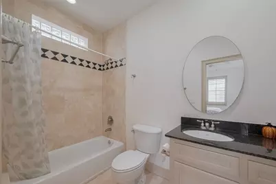2034 Colquitt Street #A, Houston, TX 77098 - Photo 24