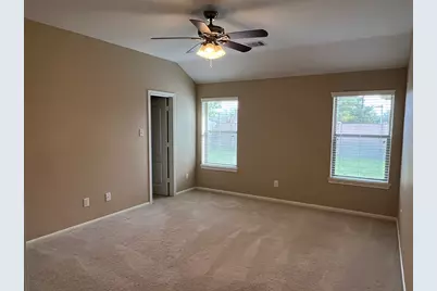 211 Hawks View Drive, La Marque, TX 77568 - Photo 16