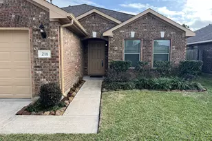 211 Hawks View Dr, La Marque, TX 77568 - Photo 2