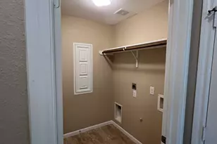 211 Hawks View Dr, La Marque, TX 77568 - Photo 20