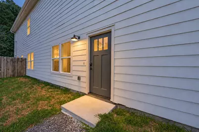 7903 Sunnyhill Street, Houston, TX 77088 - Photo 2