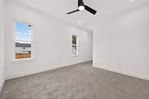 7903 Sunnyhill St, Houston, TX 77088 - Photo 30