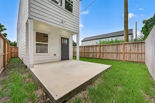7903 Sunnyhill St, Houston, TX 77088 - Photo 34