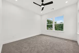 7903 Sunnyhill St, Houston, TX 77088 - Photo 28