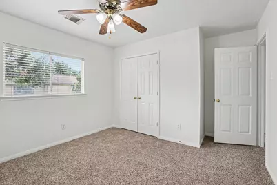 8823 Emerald Heights Lane, Houston, TX 77083 - Photo 24