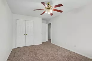 8823 Emerald Heights Ln, Houston, TX 77083 - Photo 20