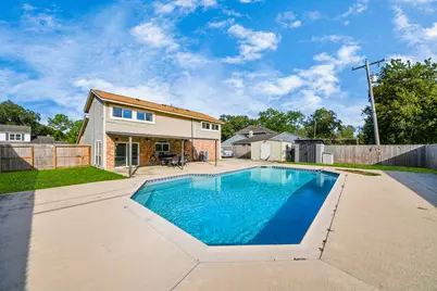 601 E Castle Harbour Drive, Friendswood, TX 77546 - Photo 6