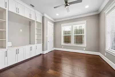 806 Algregg Street, Houston, TX 77008 - Photo 14