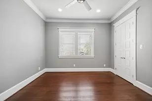 806 Algregg St, Houston, TX 77008 - Photo 12