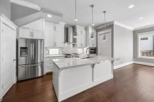 806 Algregg St, Houston, TX 77008 - Photo 2