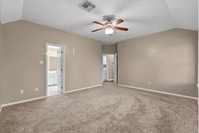 111 Jamestown Avenue, Clute, TX 77531 - Photo 18
