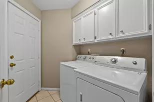 111 Jamestown Ave, Clute, TX 77531 - Photo 28