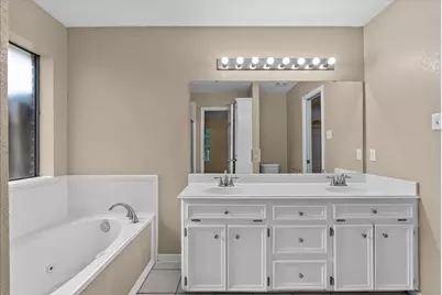 111 Jamestown Avenue, Clute, TX 77531 - Photo 20