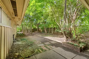 5146 Carew St, Houston, TX 77096 - Photo 6