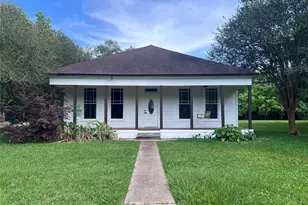 1302 Ross St, La Marque, TX 77568 - Photo 1
