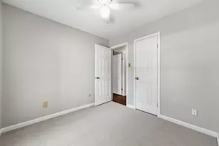 42 Lyrebird Dr, The Woodlands, TX 77380 - Photo 24