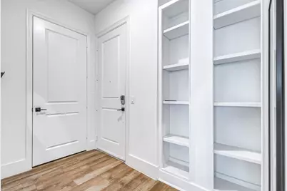 1508 Blodgett Street #305, Houston, TX 77004 - Photo 2