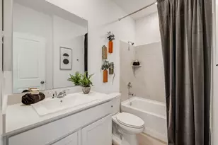 511 Robin St, Angleton, TX 77515 - Photo 20