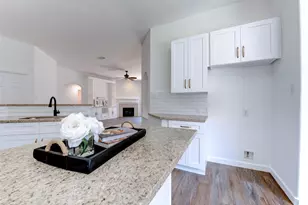 2402 Misty Falls Ct, Richmond, TX 77406 - Photo 14