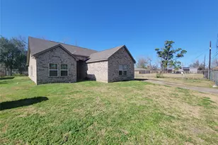 6303 Tuskegee St, Houston, TX 77091 - Photo 12