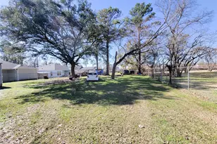 6303 Tuskegee St, Houston, TX 77091 - Photo 32