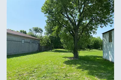 2409 Avenue A, Dickinson, TX 77539 - Photo 6