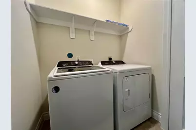 10916 Cannes Memorial Drive, Houston, TX 77043 - Photo 22