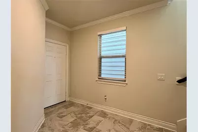 10916 Cannes Memorial Drive, Houston, TX 77043 - Photo 30
