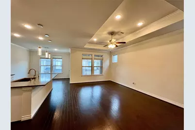 10916 Cannes Memorial Drive, Houston, TX 77043 - Photo 6