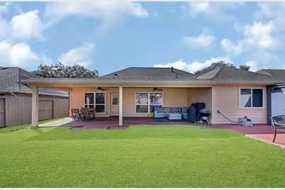1035 E Hampton Drive, Pearland, TX 77584 - Photo 18