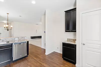 6650 Atlasridge Drive, Houston, TX 77048 - Photo 10