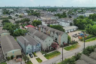 1128 W 26th St, Houston, TX 77008 - Photo 38