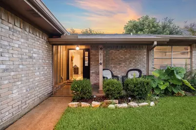 5618 Village Way Drive, Katy, TX 77493 - Photo 2