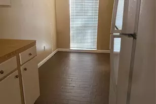 5212 Arboles Dr, Houston, TX 77035 - Photo 2