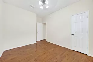 11630 Forest Wind Ln, Houston, TX 77066 - Photo 34