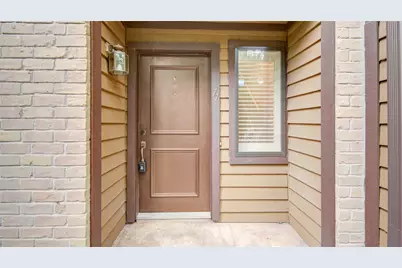 11711 Memorial Drive #11, Houston, TX 77024 - Photo 4