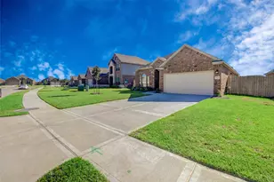 3221 Hatteras Dr, Texas City, TX 77591 - Photo 6