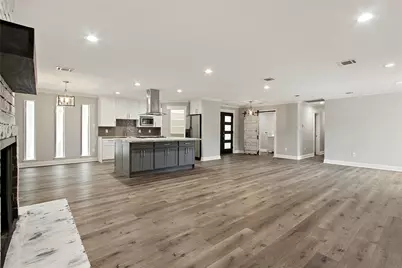 202 Brandywyne Drive, Friendswood, TX 77546 - Photo 4