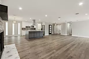 202 Brandywyne Dr, Friendswood, TX 77546 - Photo 4