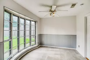 500 Stoneledge Dr, Friendswood, TX 77546 - Photo 6