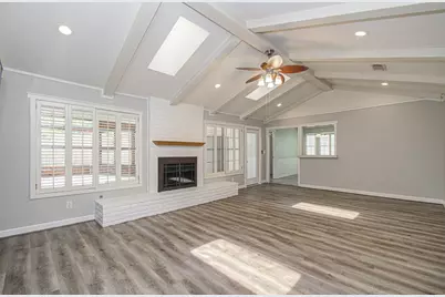 10715 Candlewood Drive, Houston, TX 77042 - Photo 4
