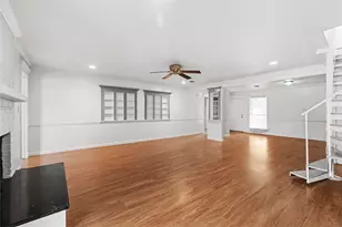 6327 Lynkat Ln, Houston, TX 77083 - Photo 10