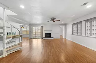 6327 Lynkat Ln, Houston, TX 77083 - Photo 8